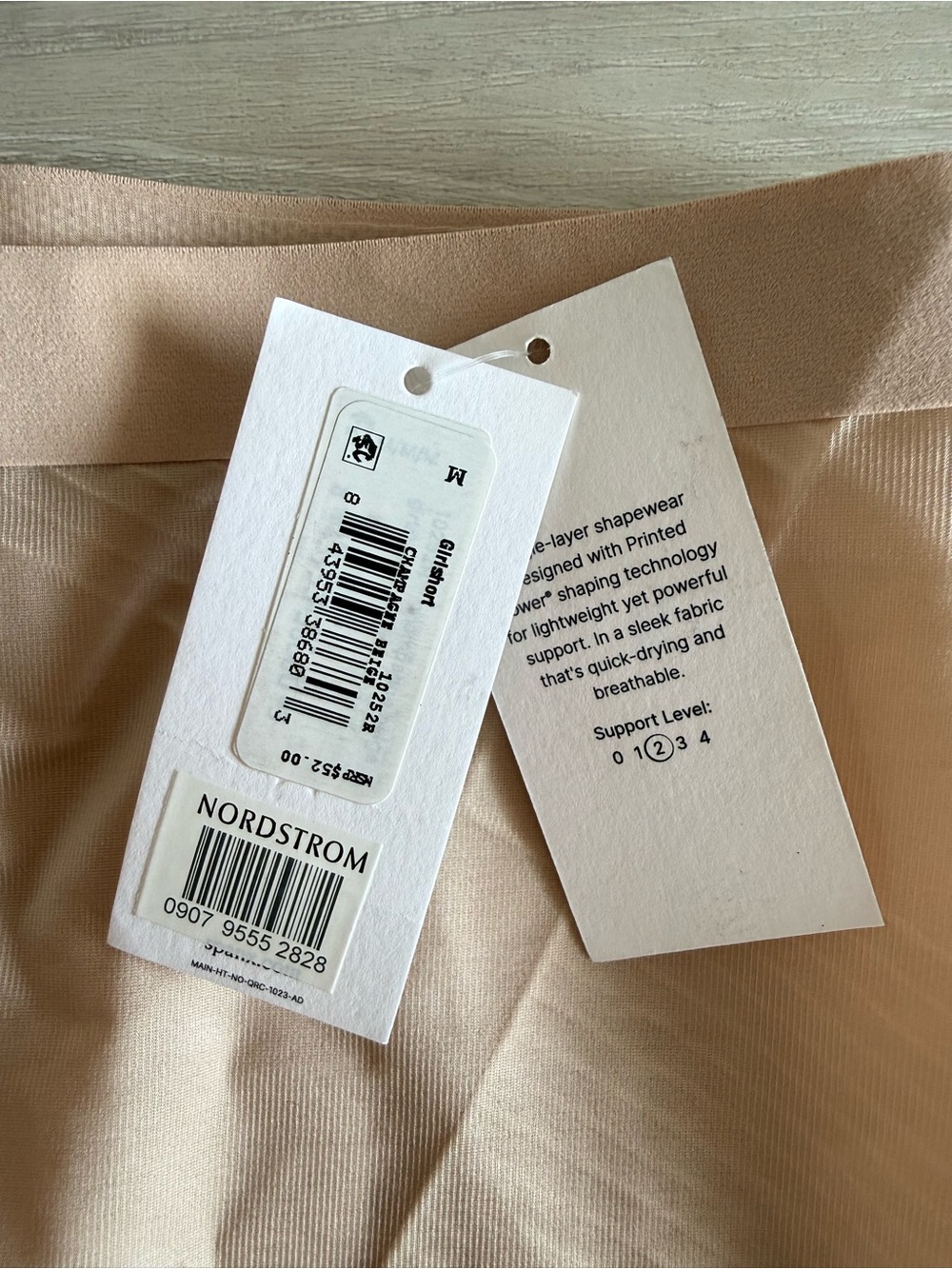 Spanx Invisible Girl Short Beige Medium NWT - Picture 7 of 9